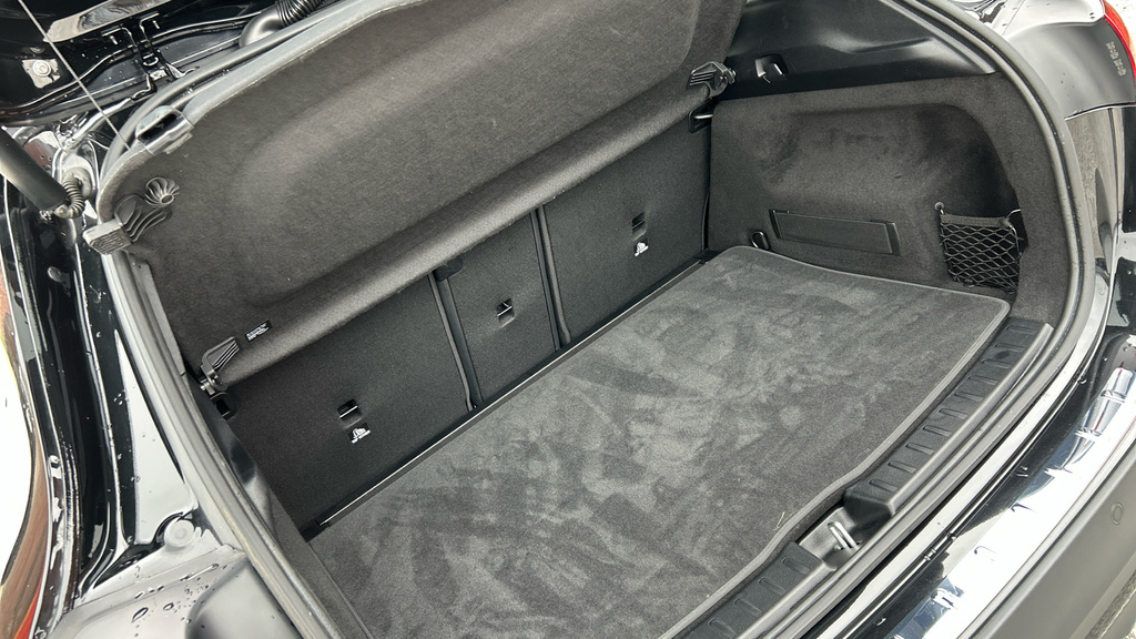 Mercedes-Benz GLA Class 35 4Matic Premium Plus Grey #26