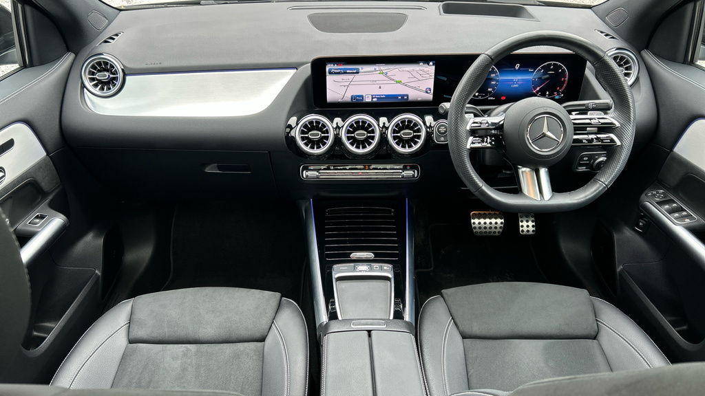 Mercedes-Benz GLA Class 35 4Matic Premium Plus Grey #14