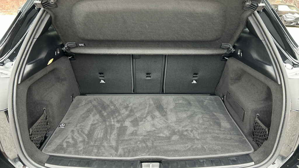 Mercedes-Benz GLA Class 35 4Matic Premium Plus Grey #18