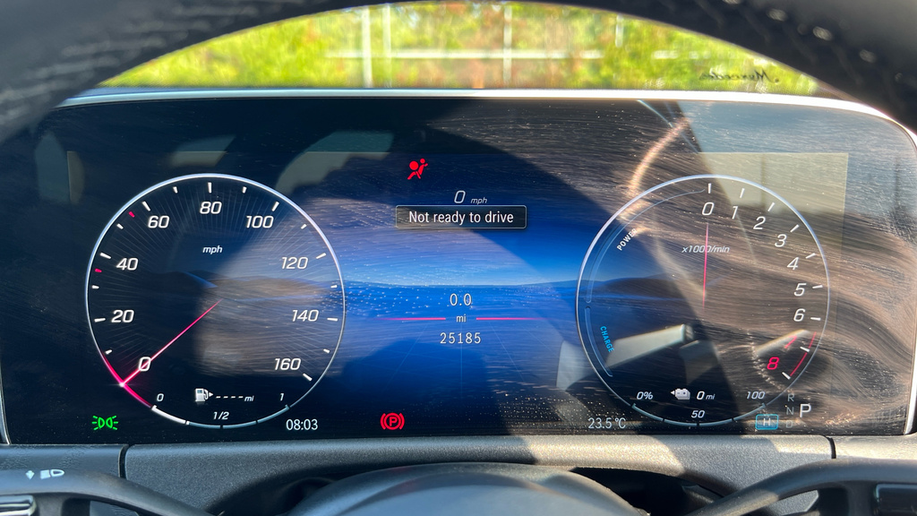 Mercedes-Benz E Class E200 Exclusive Premium 9G-tronic Black #19