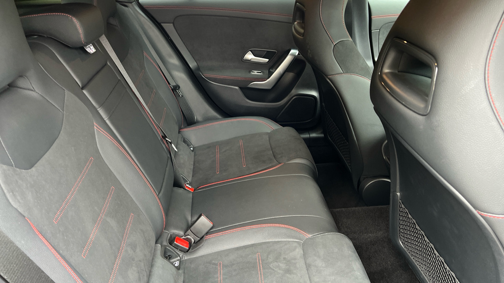 Mercedes-Benz CLA Class Cla 200 Amg Line Executive Tip Black #19