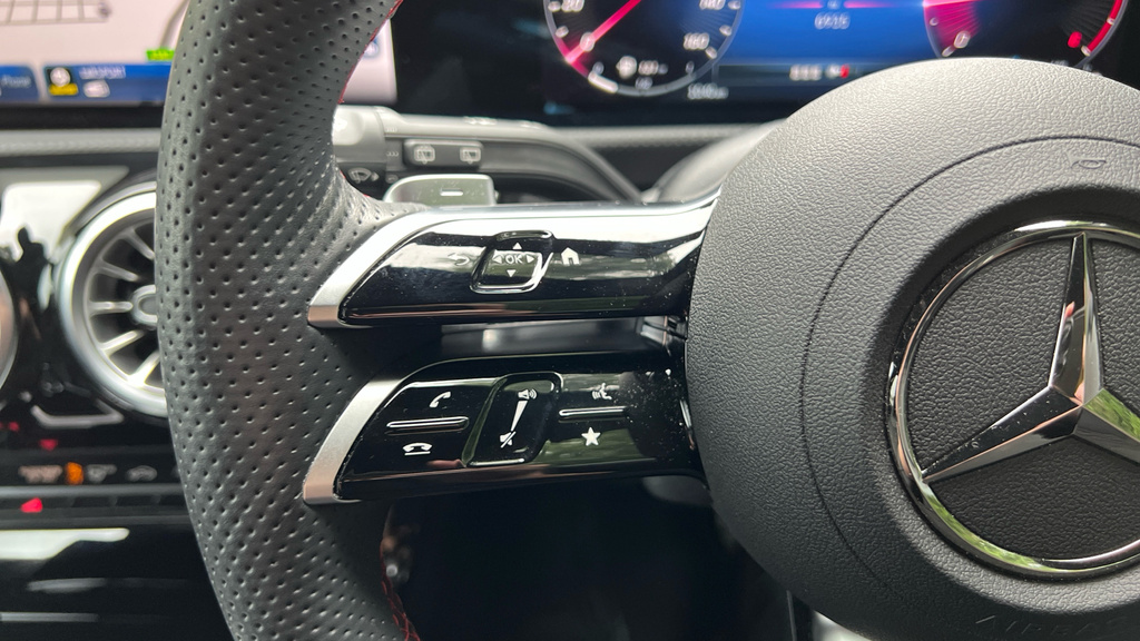 Mercedes-Benz CLA Class Cla 200 Amg Line Executive Tip Black #35