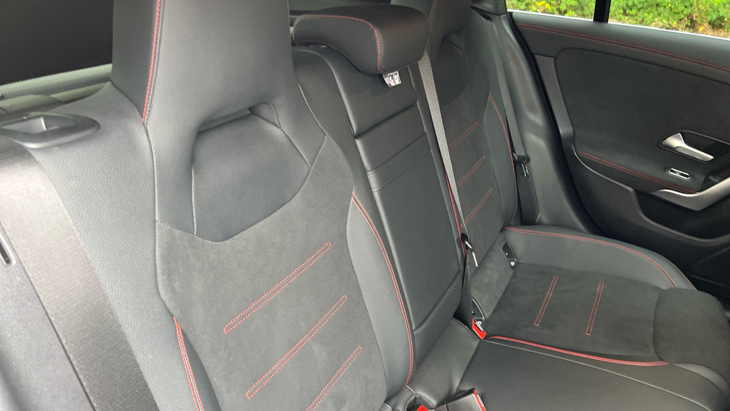 Mercedes-Benz CLA Class Cla 200 Amg Line Executive Tip Black #27