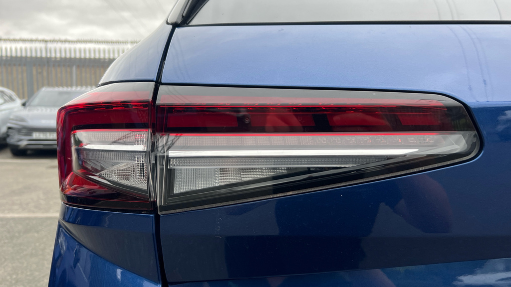 Skoda Superb 1.5 Tsi E-tec Se L Dsg White #27