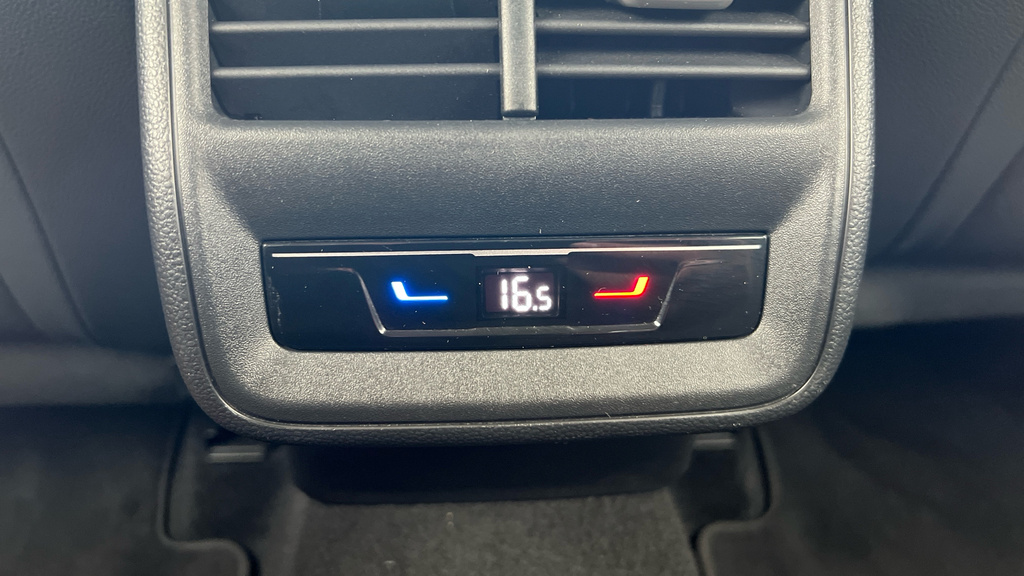Skoda Superb 1.5 Tsi E-tec Se L Dsg White #32