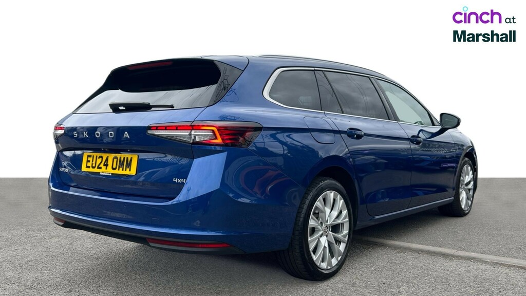 Skoda Superb 1.5 Tsi E-tec Se L Dsg White #3
