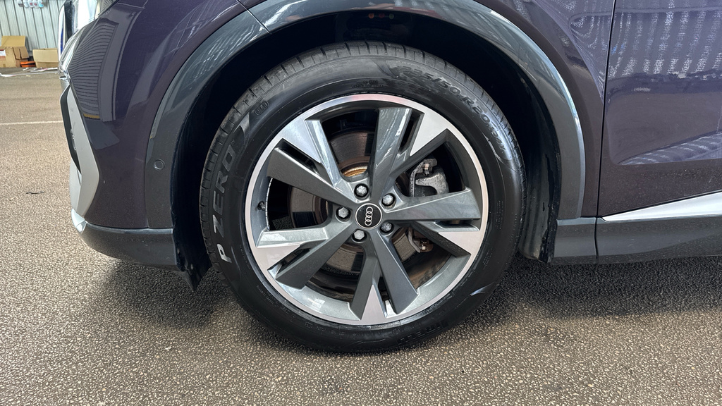 Audi Q4 E Tron Q4 S Line 40 E-tron 150,00 Kw Grey #17