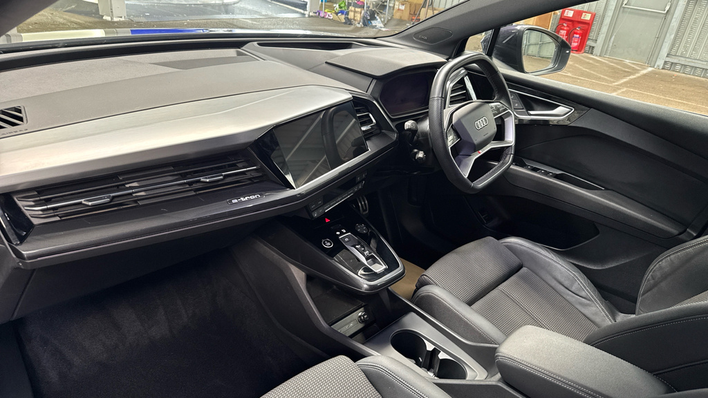 Audi Q4 E Tron Q4 S Line 40 E-tron 150,00 Kw Grey #10