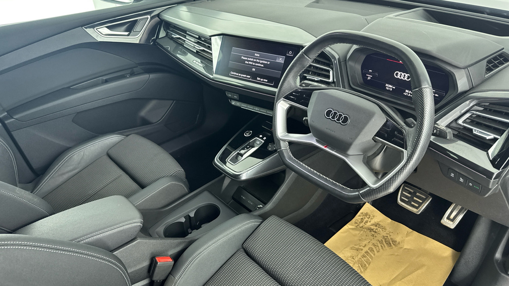 Audi Q4 E Tron Q4 S Line 40 E-tron 150,00 Kw Grey #9