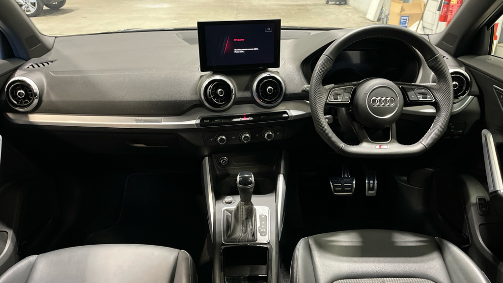 Audi Q2 35 Tfsi Black Edition S Tronic Tech Pro Grey #12