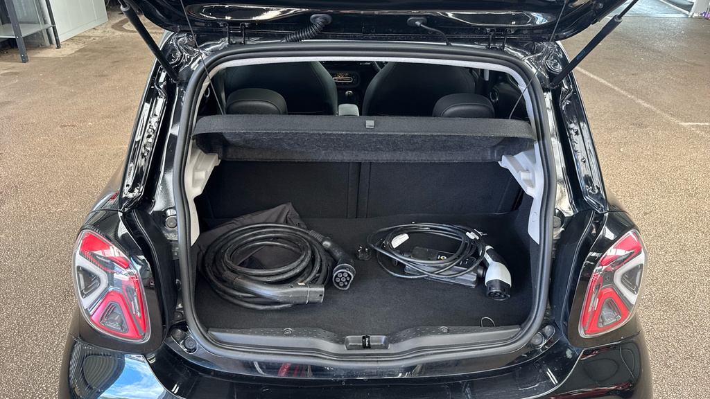 Smart Forfour 60Kw Eq Exclusive 17Kwh 22Kwch Red #15