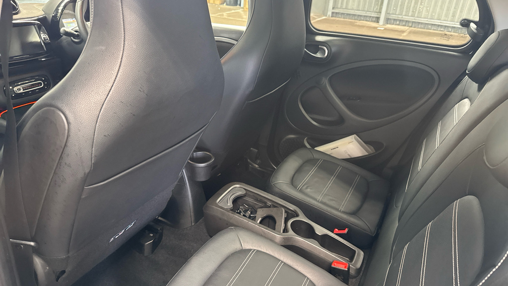 Smart Forfour 60Kw Eq Exclusive 17Kwh 22Kwch Red #14