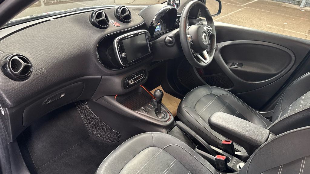 Smart Forfour 60Kw Eq Exclusive 17Kwh 22Kwch Red #10