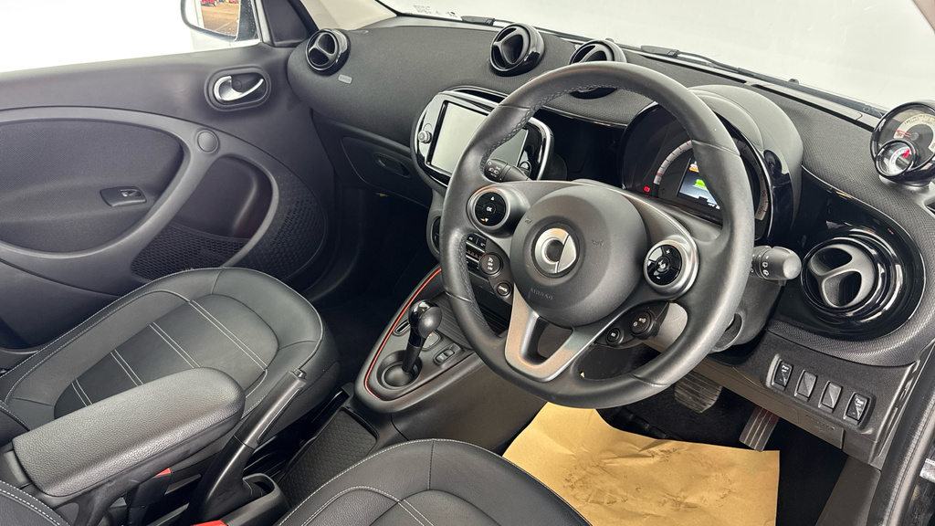 Smart Forfour 60Kw Eq Exclusive 17Kwh 22Kwch Red #9