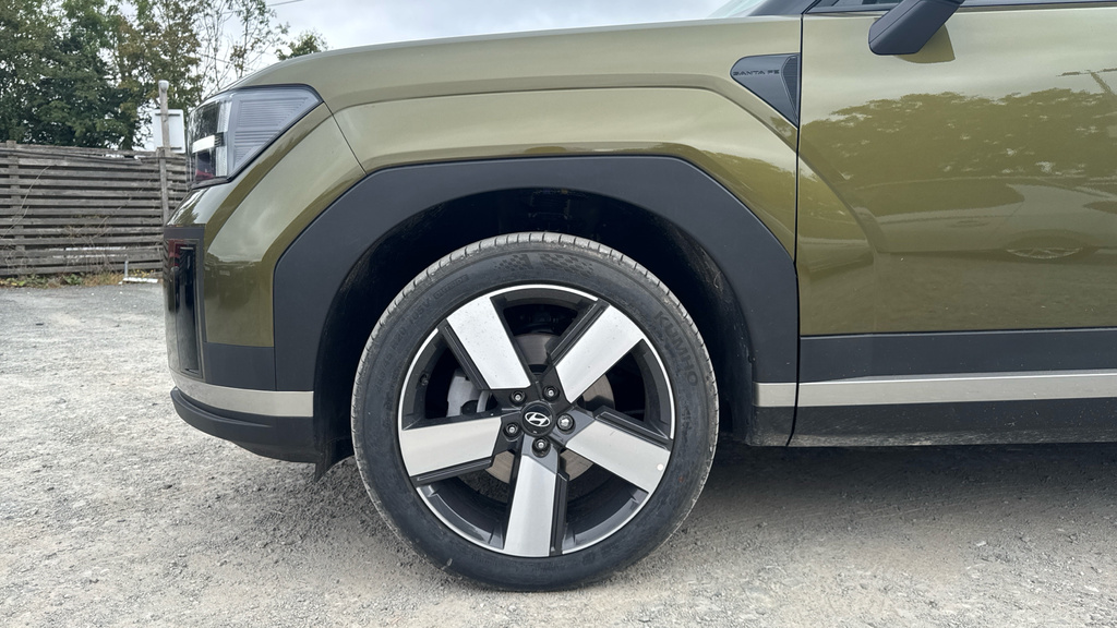 Hyundai Santa Fe Calligraphy Black #20