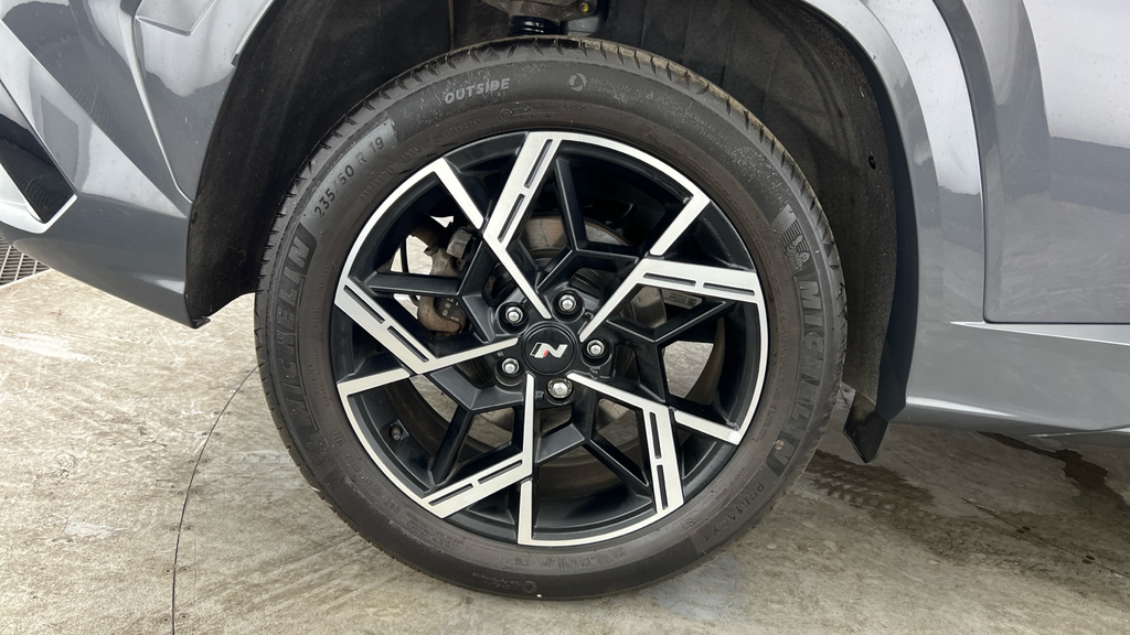 Hyundai Tucson Ultimate Silver #26