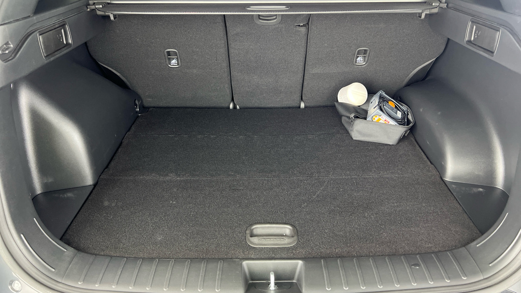 Hyundai Tucson Ultimate Silver #22