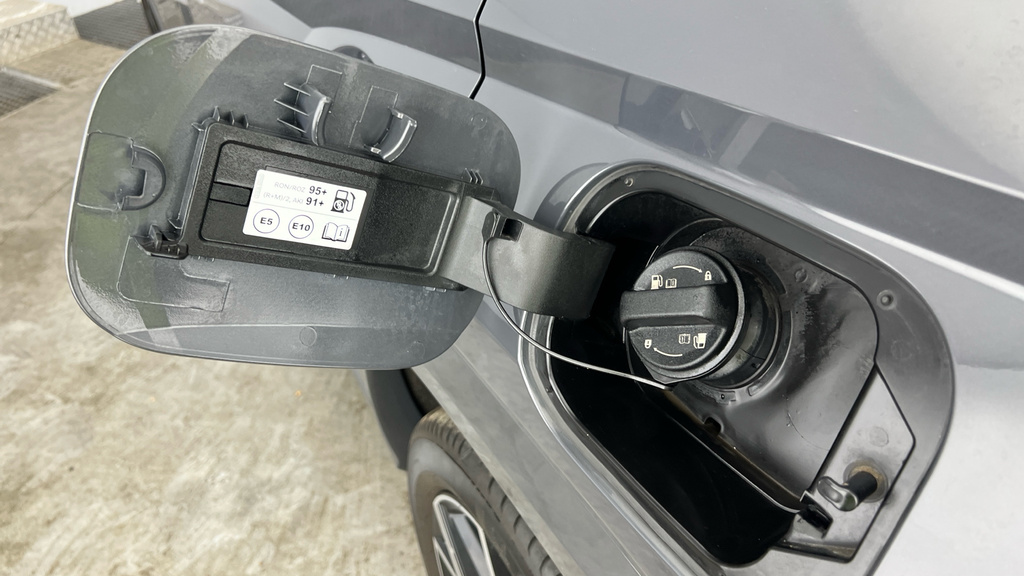 Hyundai Tucson Ultimate Silver #28