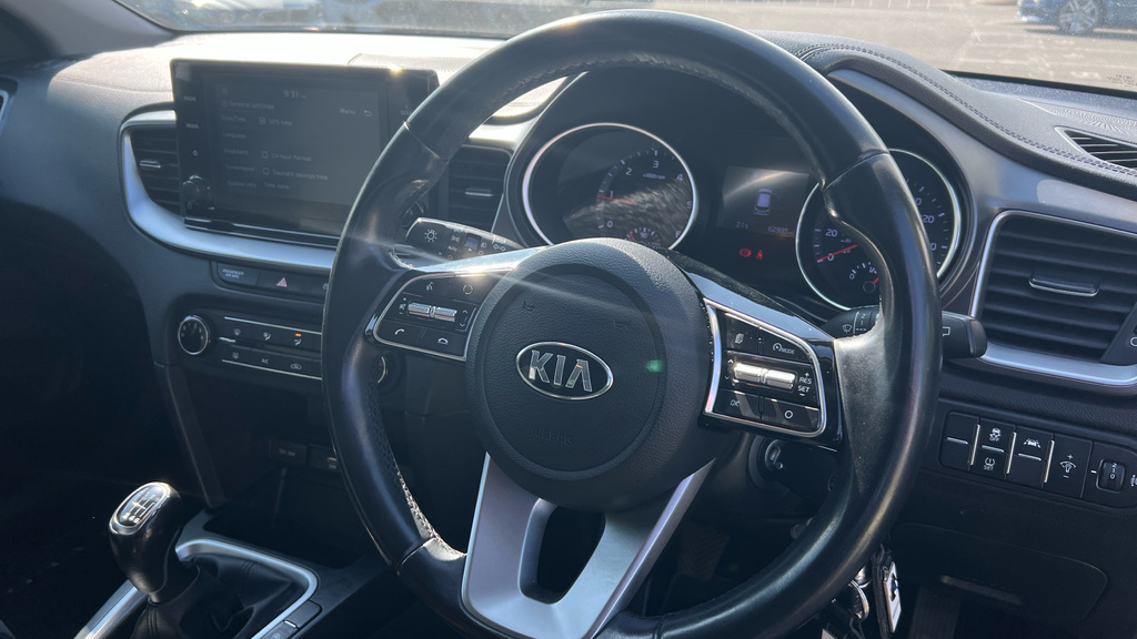 Kia Xceed 1.0T Gdi Isg 3 Black #22