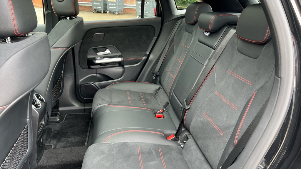 Mercedes-Benz EQA 2022 22 250 White #31