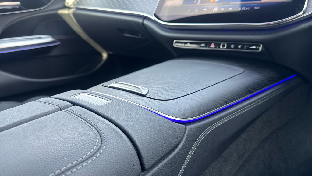 Mercedes-Benz E Class E300de Urban Edition 9G-tronic  #37