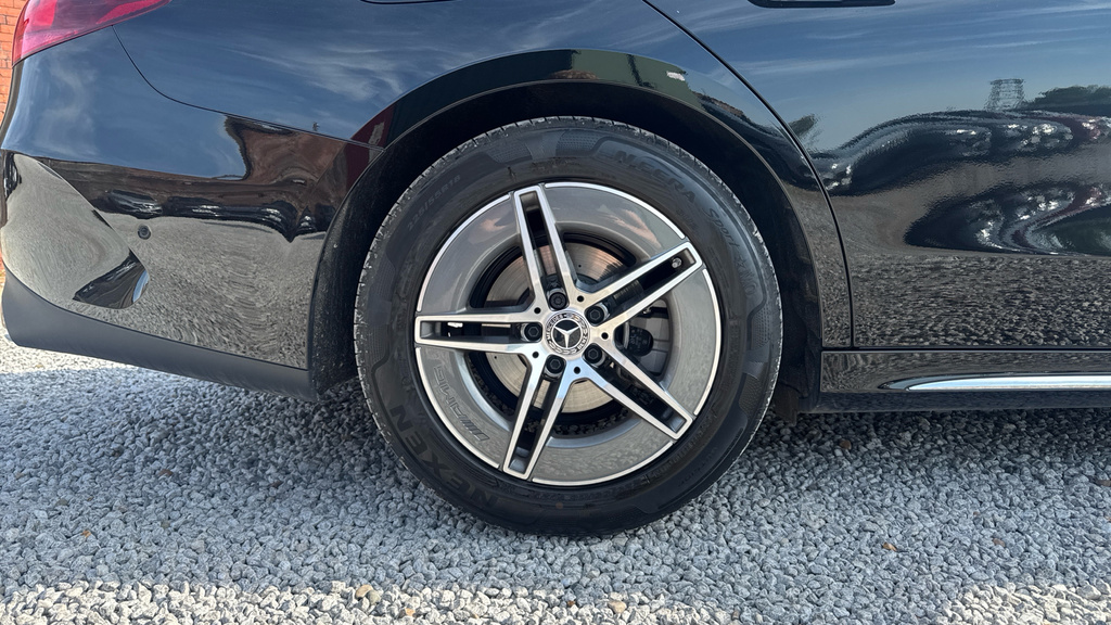 Mercedes-Benz E Class E300de Urban Edition 9G-tronic  #22