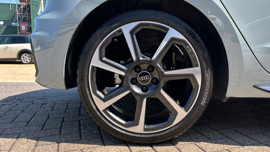 Audi A1 A1 35 Tfsi S Line S Tronic Black #23
