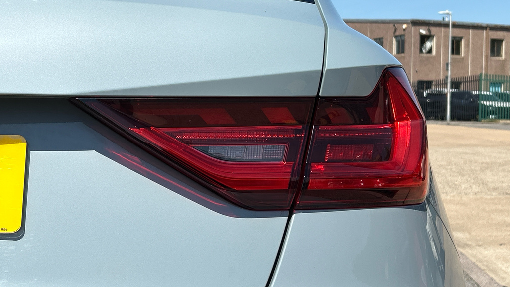 Audi A1 A1 35 Tfsi S Line S Tronic Black #40