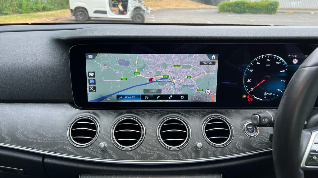 Mercedes-Benz E Class E220d 200 Amg Line 9G-tronic Blue #18
