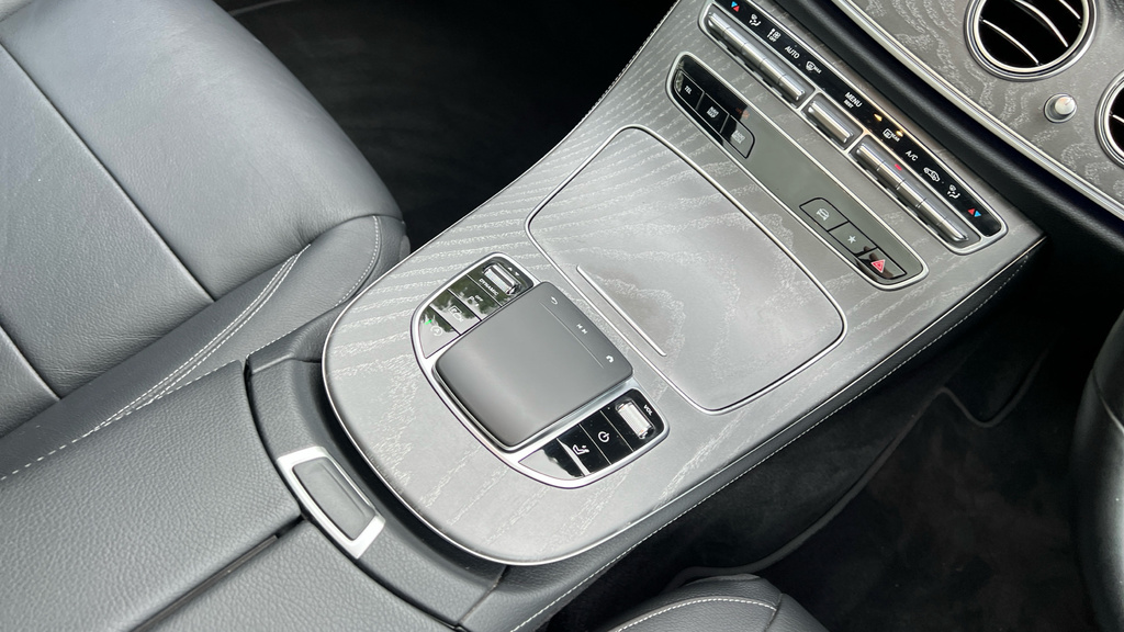 Mercedes-Benz E Class E220d 200 Amg Line 9G-tronic Blue #39