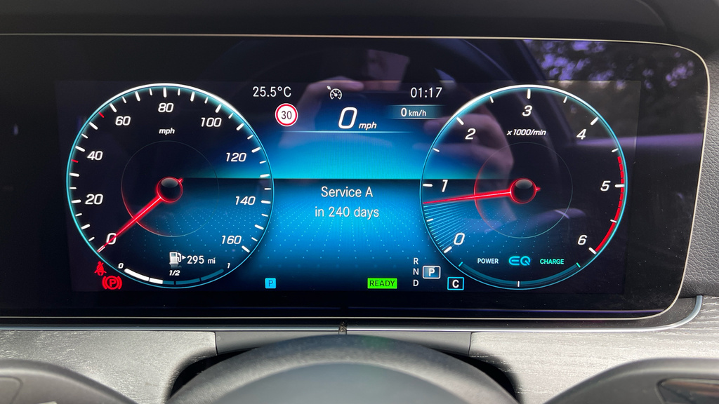 Mercedes-Benz E Class E220d 200 Amg Line 9G-tronic Blue #34