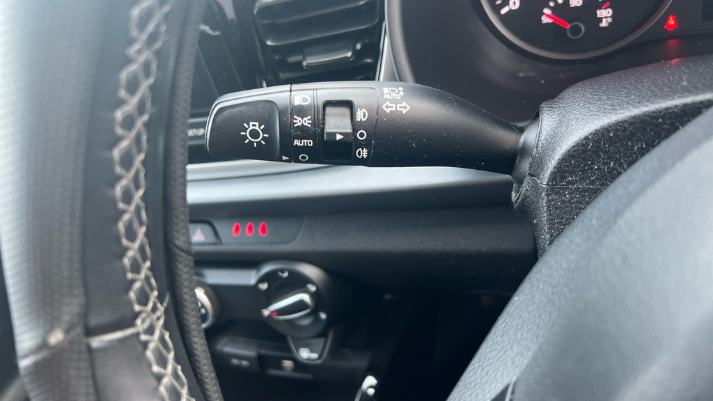 Kia RIO 1.0 T Gdi 2 White #29