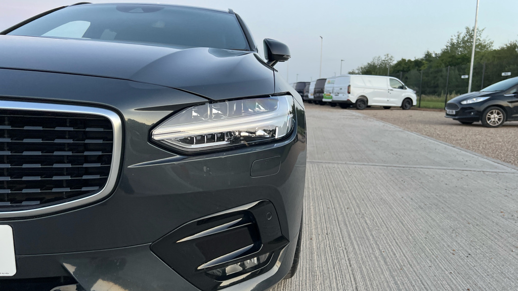 Volvo V90 D4 Inscription Lounge, Climate Tech Pack 2.0 5 Blue #25