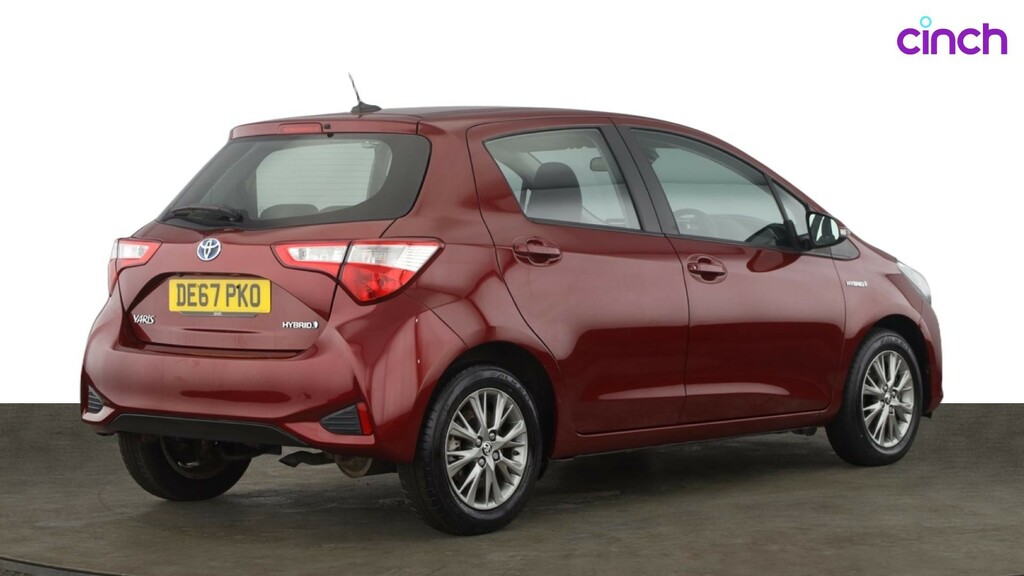 Toyota Yaris Hatchback White #3