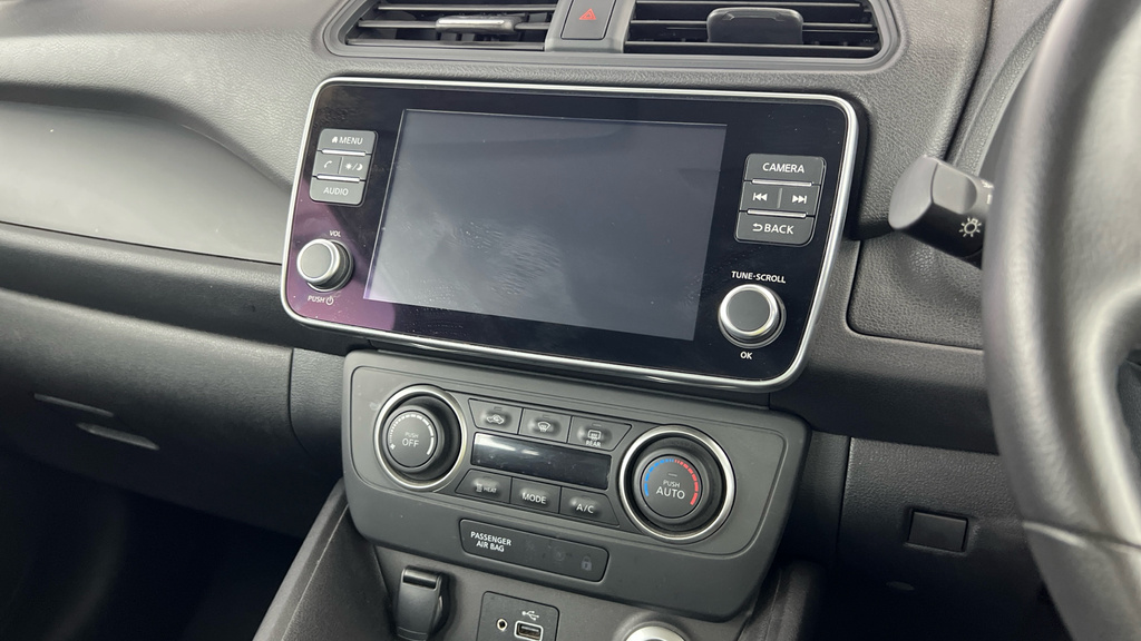 Nissan Leaf 39Kwh N-connecta Black #17