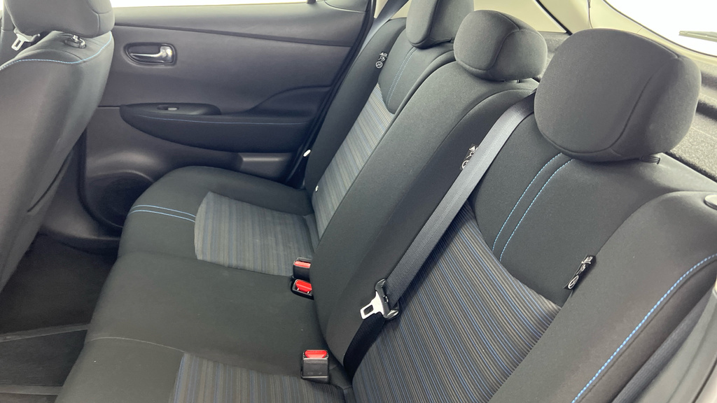Nissan Leaf 39Kwh N-connecta Black #19
