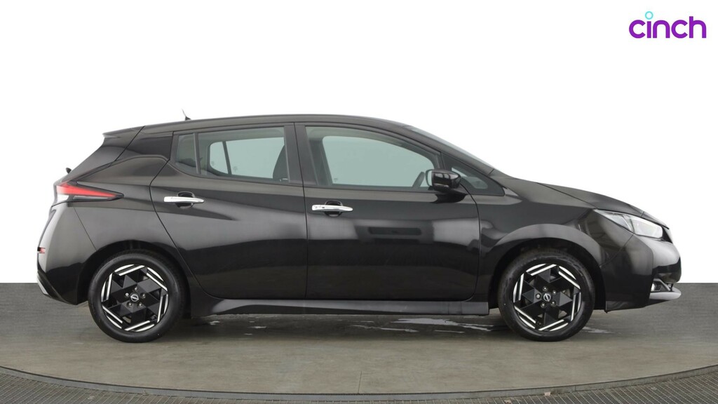 Nissan Leaf 39Kwh N-connecta Black #2