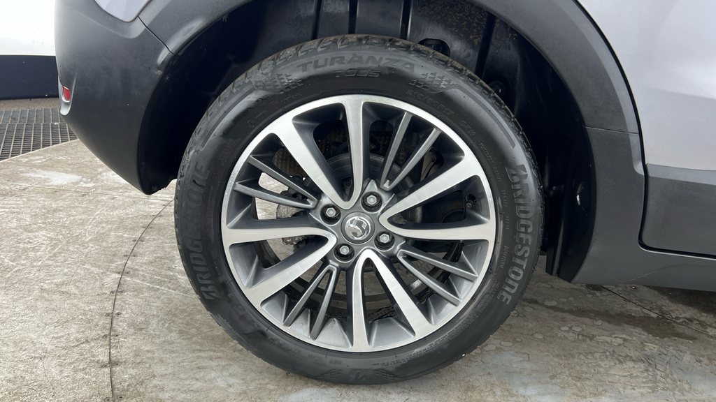 Vauxhall Crossland X Elite Orange #24