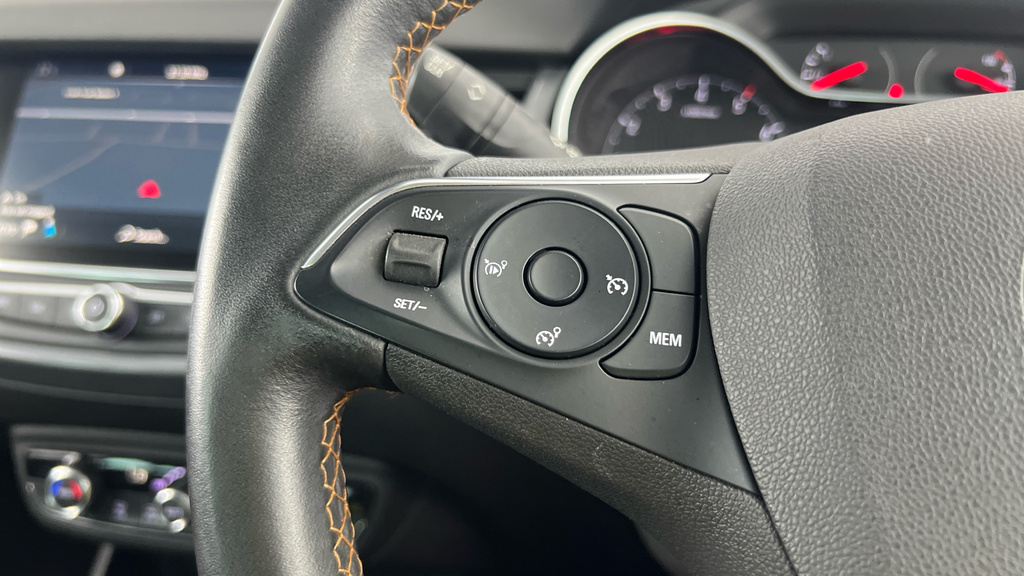 Vauxhall Crossland X Elite Orange #13