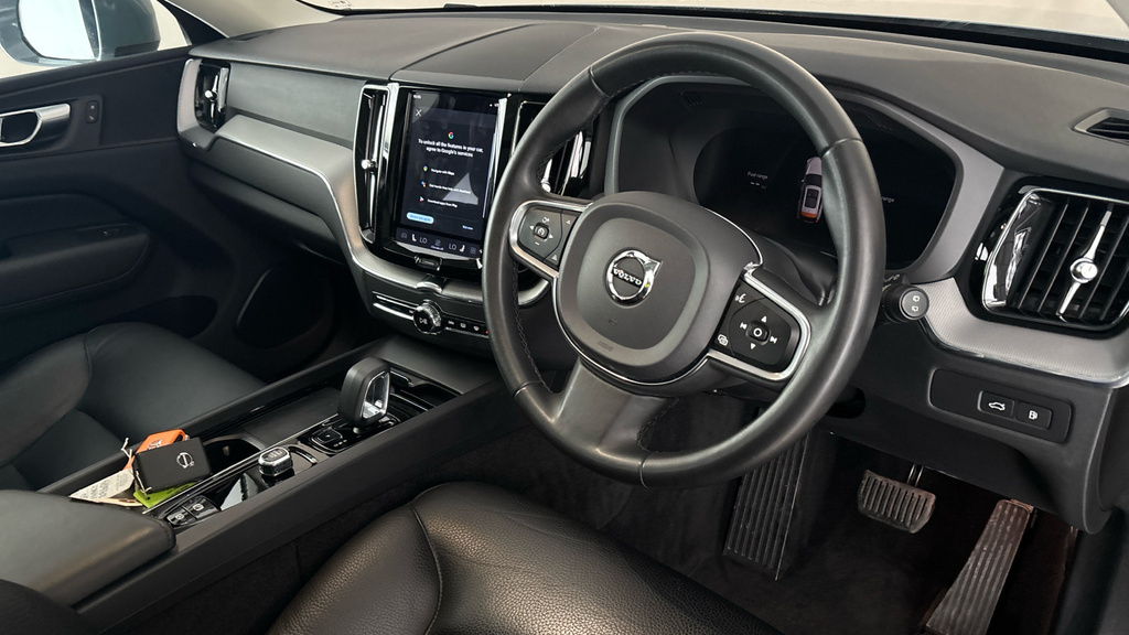 Volvo XC60 Inscription Silver #9