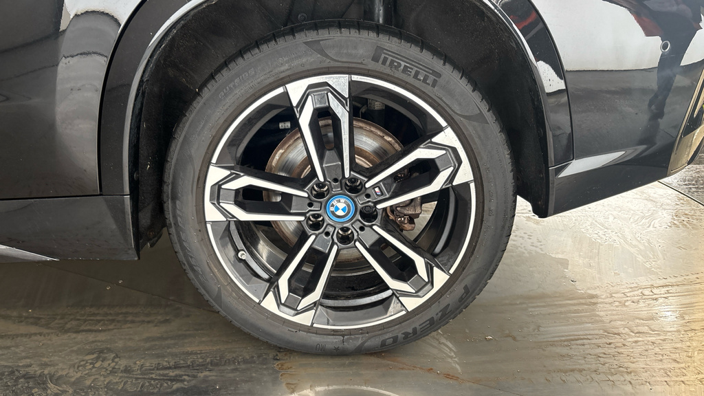 BMW iX1 Ix1 Xdrive 30 X Line Black #21
