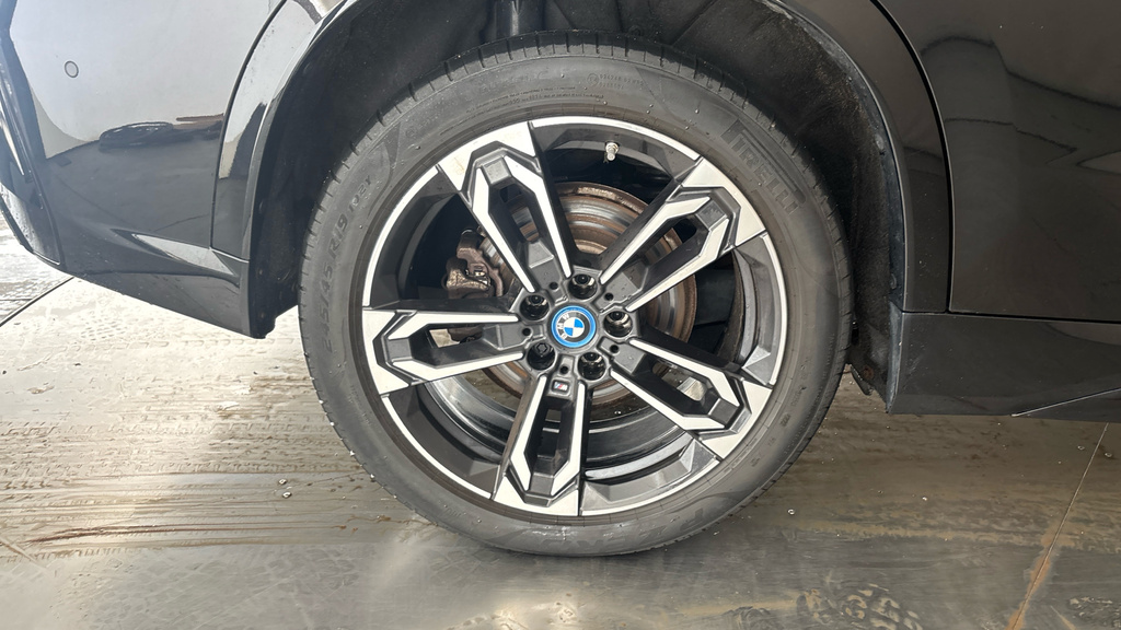 BMW iX1 Ix1 Xdrive 30 X Line Black #22