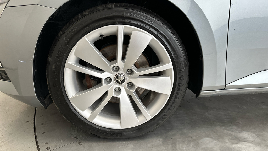 Skoda Superb Superb Se L Tdi Grey #22
