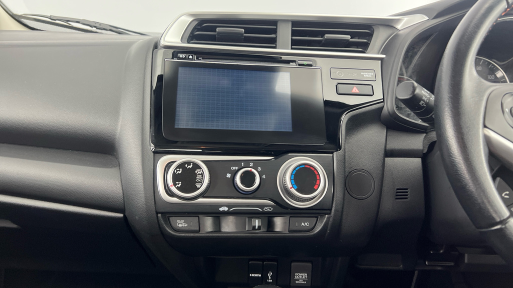 Honda Jazz 1.3 I-vtec S Silver #17