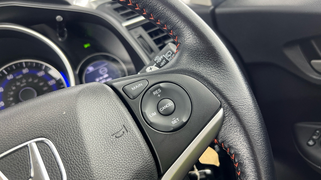 Honda Jazz 1.3 I-vtec S Silver #10