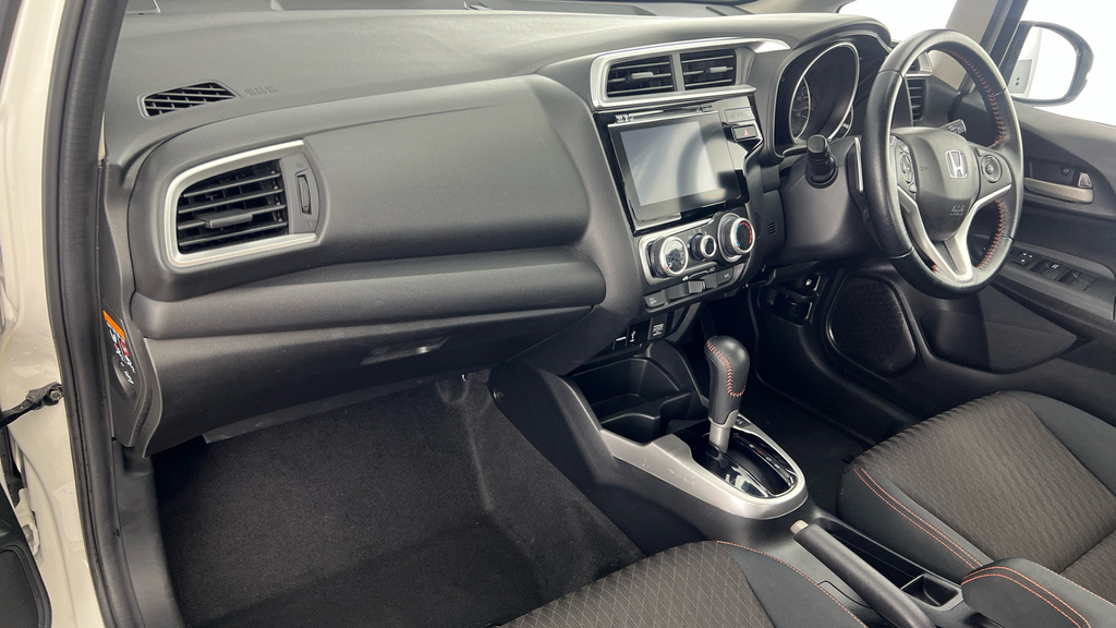 Honda Jazz 1.3 I-vtec S Silver #13