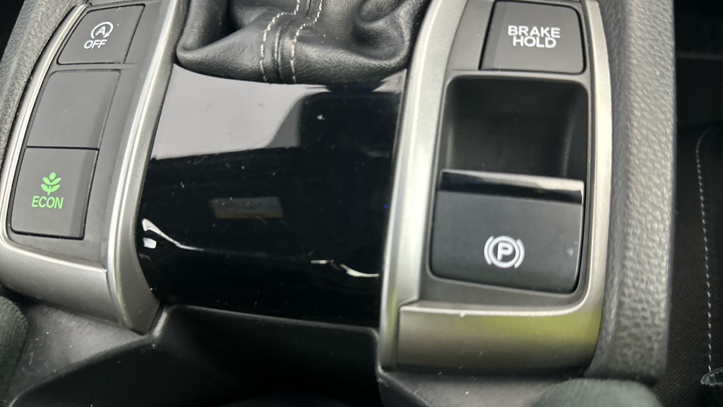 Honda Civic Petrol White #15