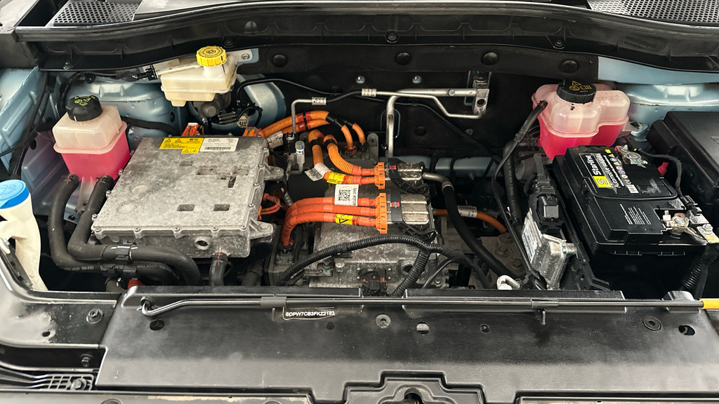MG ZS Zs Exclusive Tgdi Orange #21