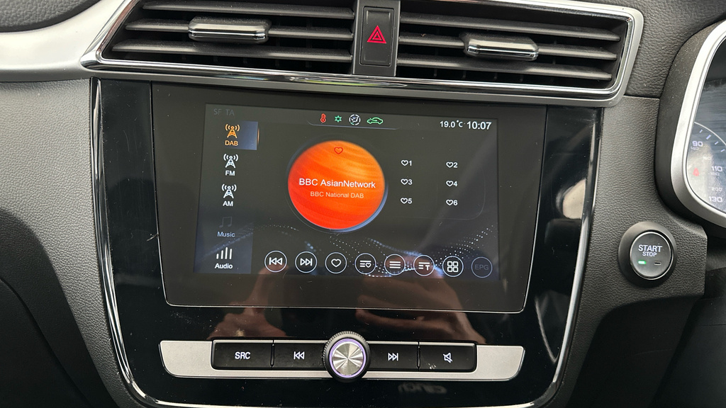 MG ZS Zs Exclusive Tgdi Orange #13