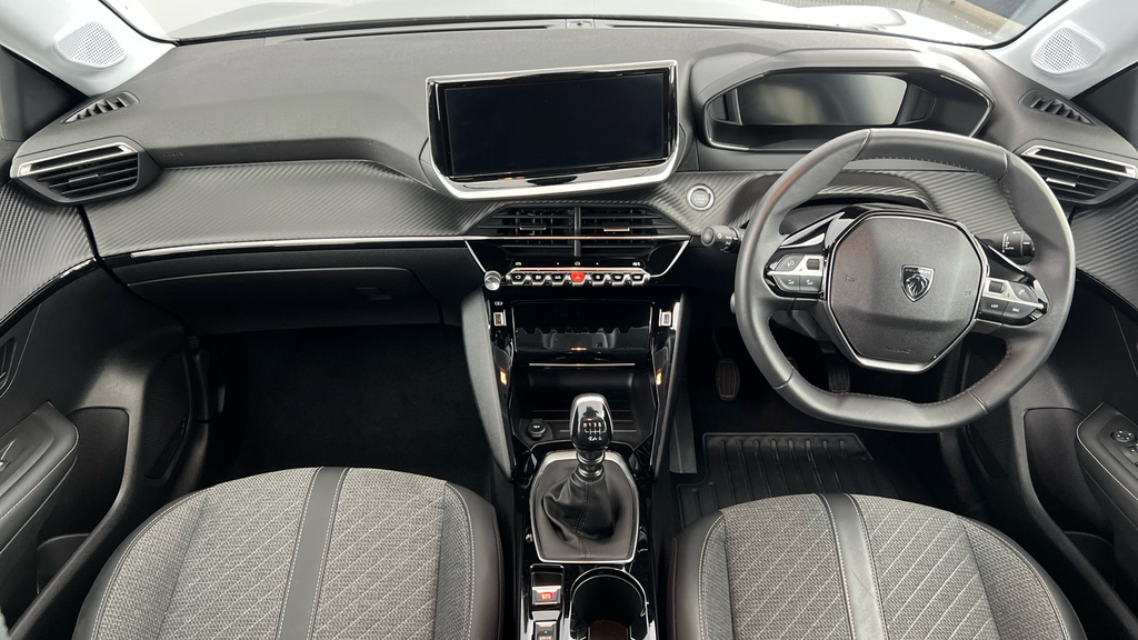 Peugeot 208 Hatchback White #12